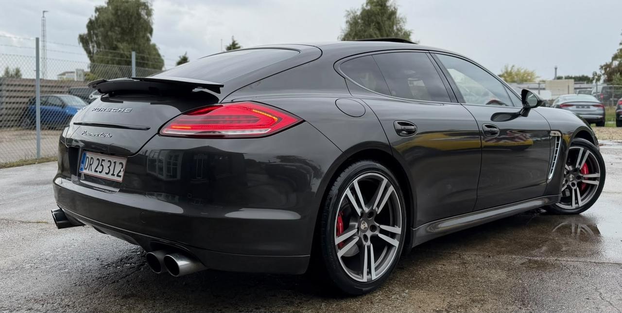 Porsche Panamera 4.8 Turbo 500cv FULL CARBONIO