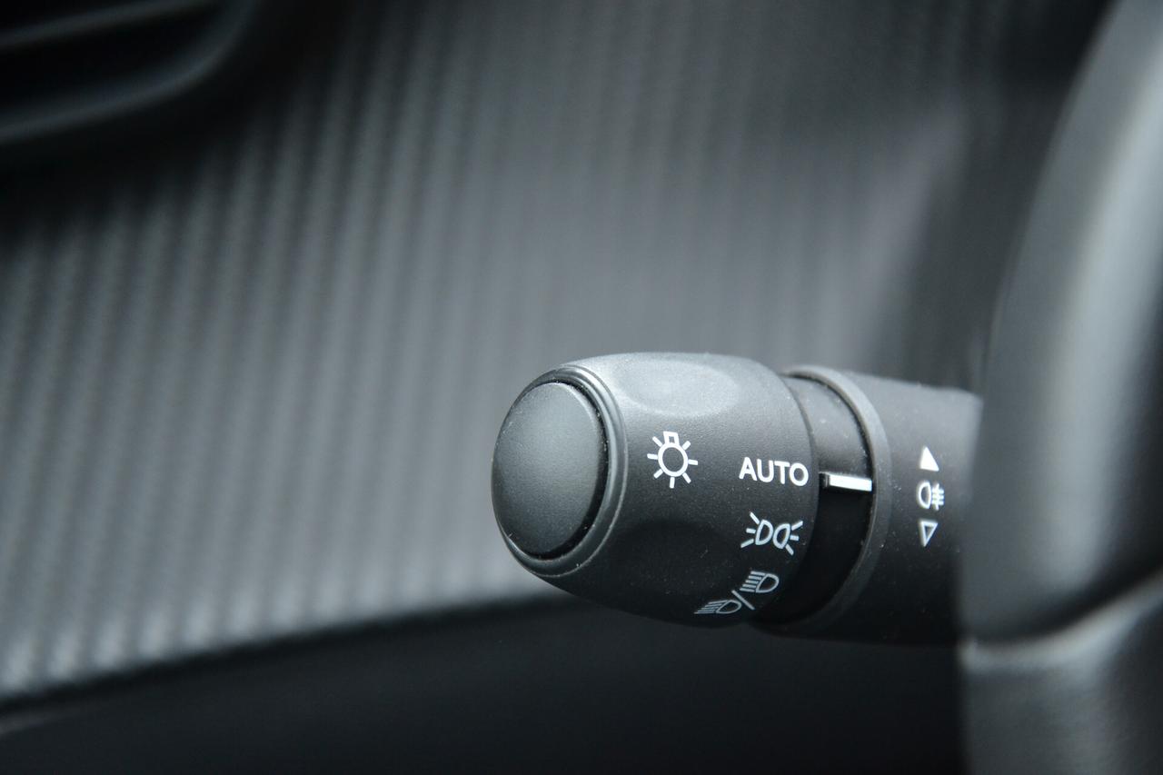 Peugeot 2008 1.5 HDi 130CV ALLURE AUTOM. **PREZZO REALE**