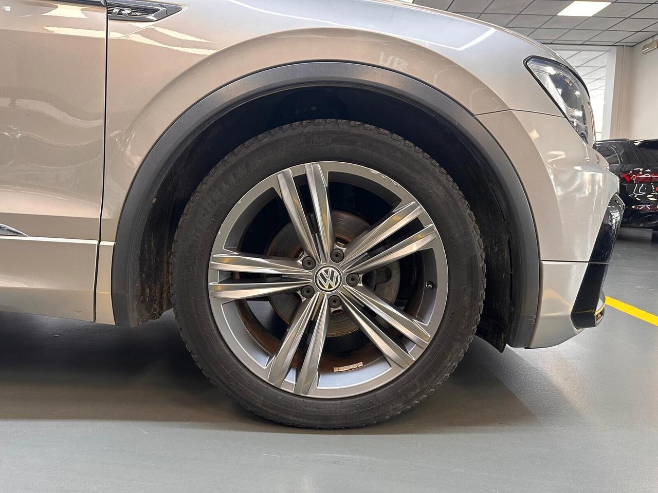 Volkswagen Tiguan 1.6 tdi R-Line Sport 115cv