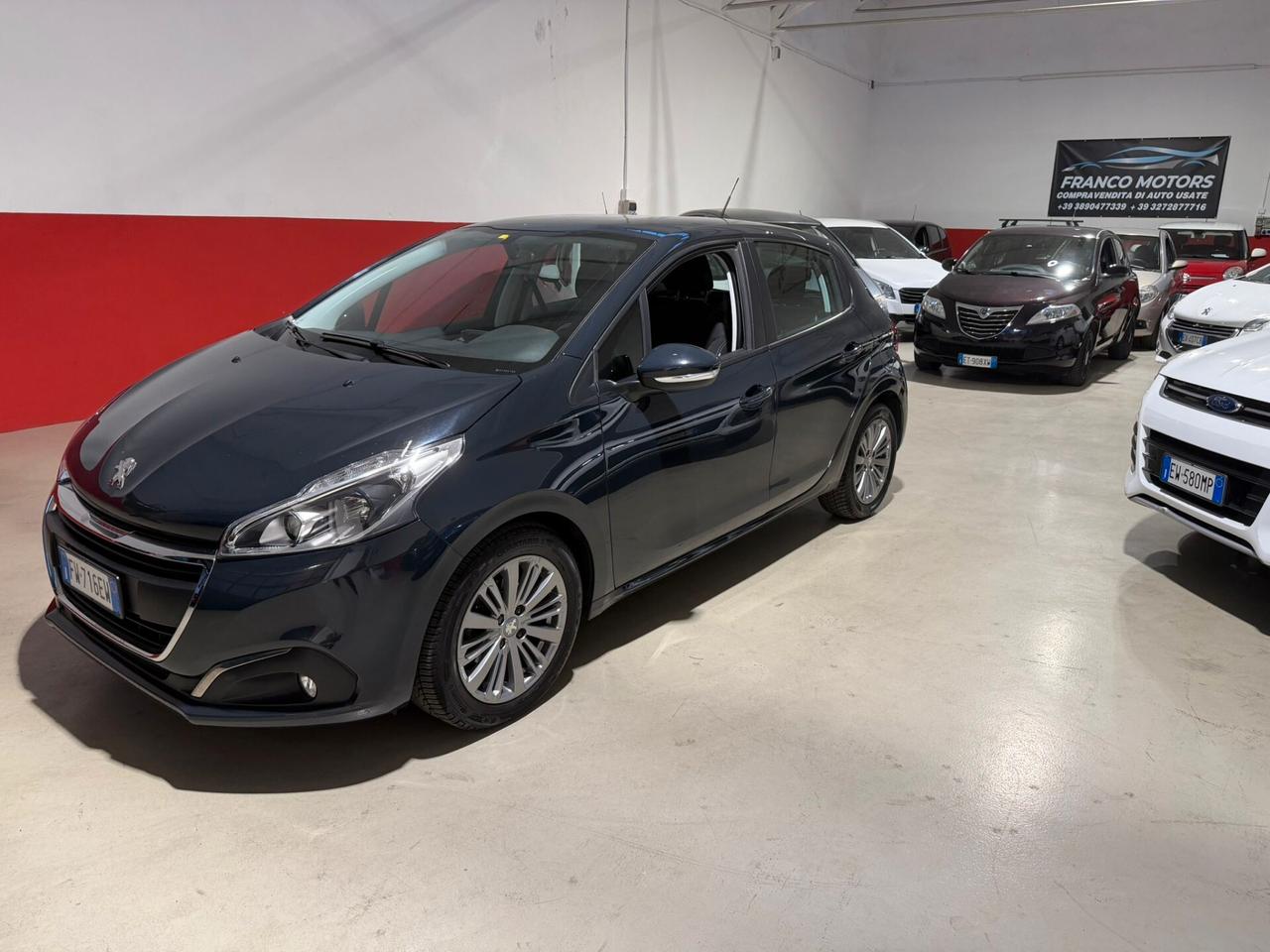 Peugeot 208 PureTech 82 5 porte Allure
