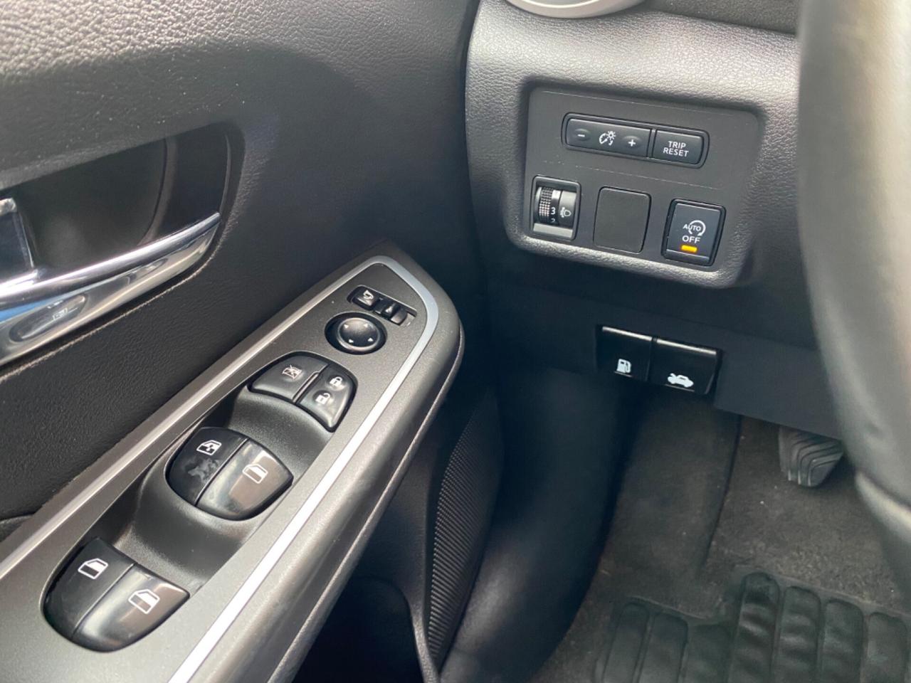 Nissan Micra 1.0 Benzina