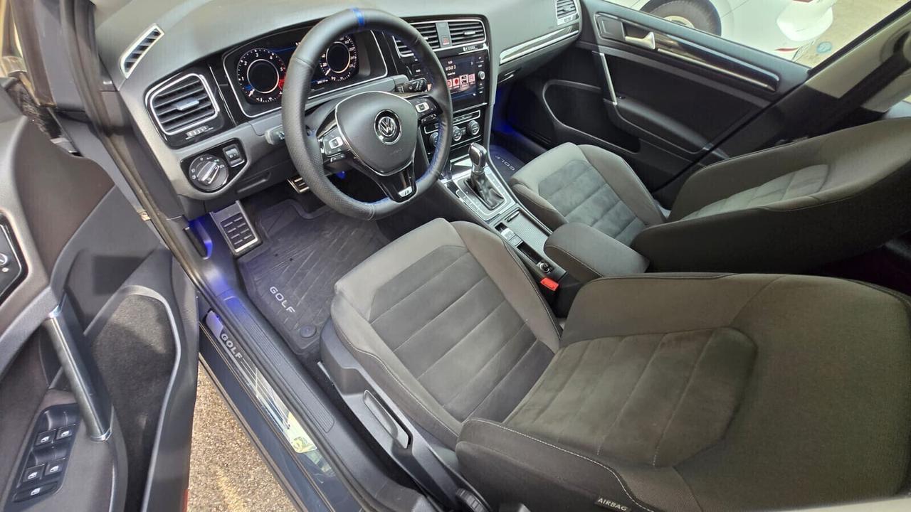 Volkswagen Golf 7.5 R-Line 1.6 TDI 115CV DSG Highl