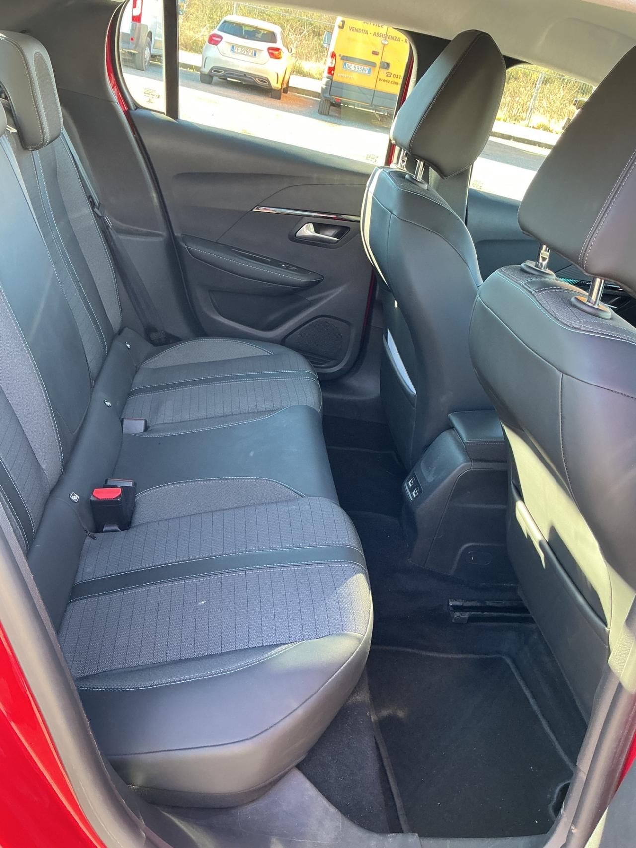 Peugeot 208 motore elettrico 136 CV 5 porte GT Pack