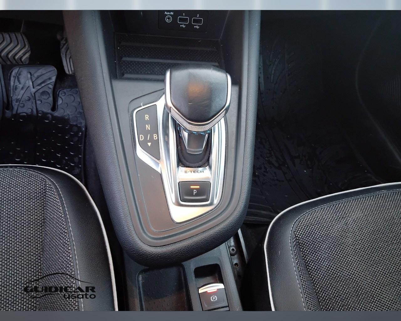 RENAULT Captur II 2019 - Captur 1.6 E-Tech full hybrid Techno 145cv auto