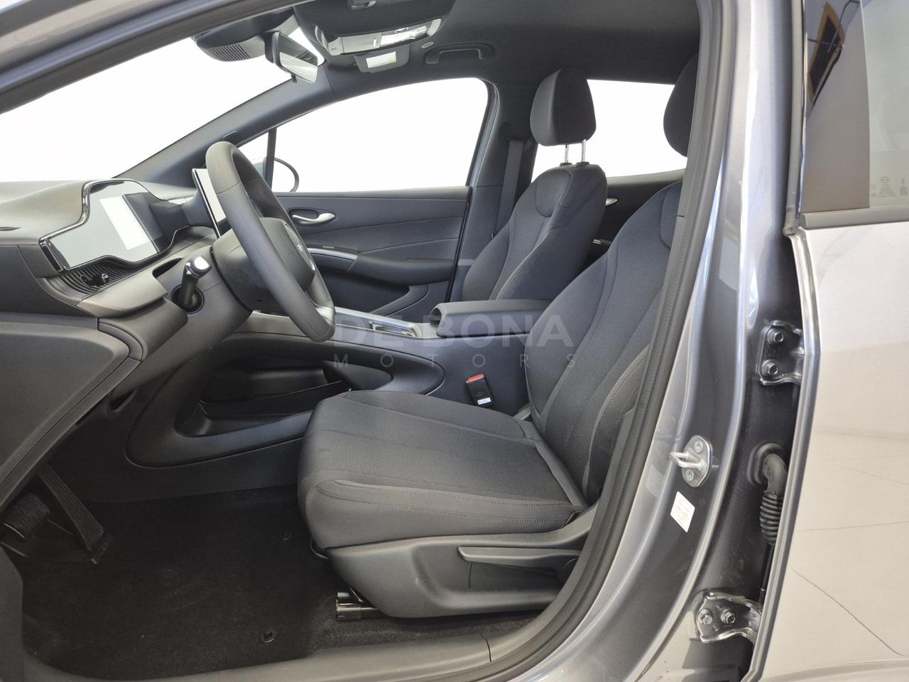 Byd Dolphin g dm-i 1.5 phev active 175cv