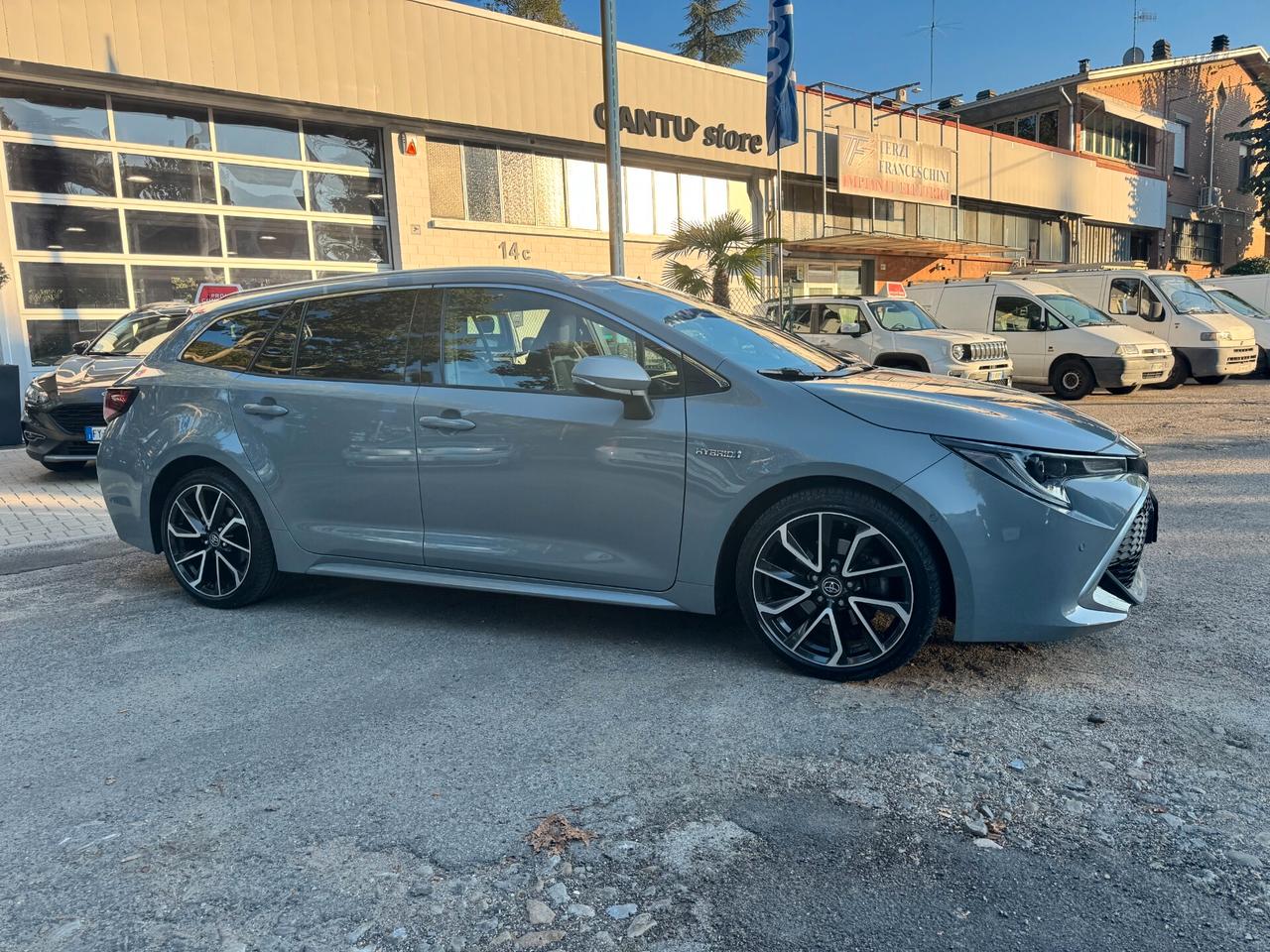 Toyota Corolla Touring Sports 2.0 Hybrid Lounge