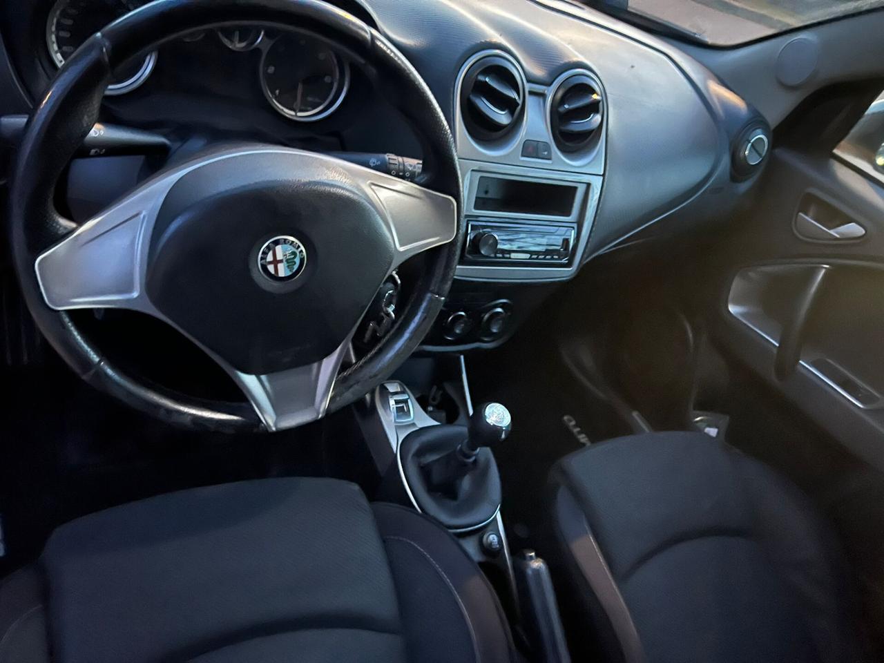 Alfa Romeo MiTo 1.6 JTDm-2 S&S Distinctive Sport Pack