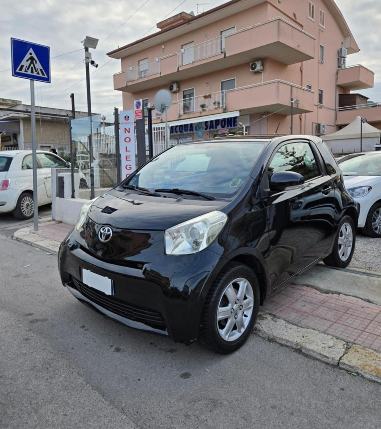 Toyota iQ 1.0 Sol