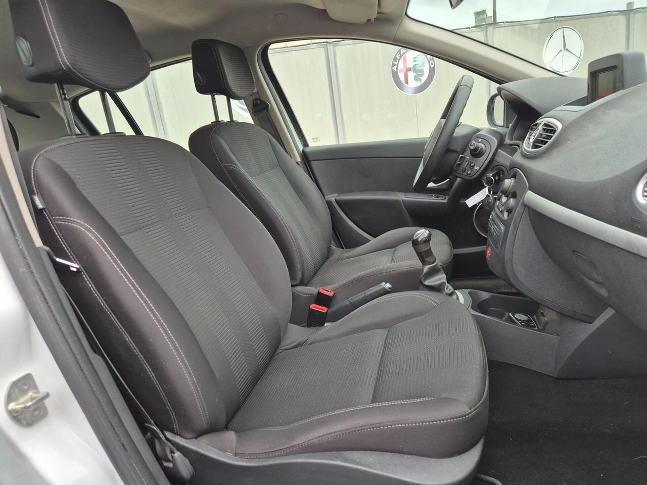 Renault Clio 1.5 dCi 75CV RESTAYLING FULL NUOVA