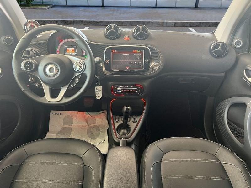 smart fortwo fortwo EQ British Green (22kW)