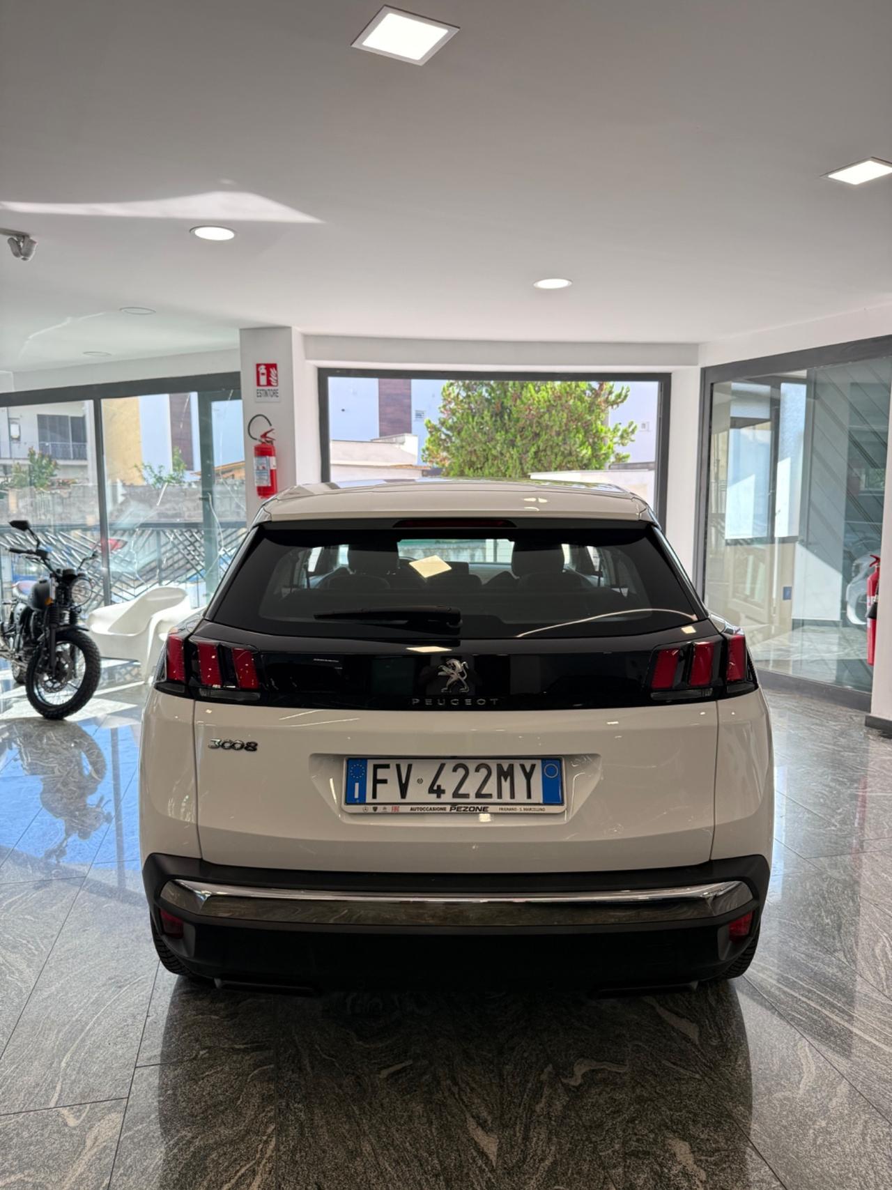 Peugeot 3008 BlueHDi 130 S&S Allure