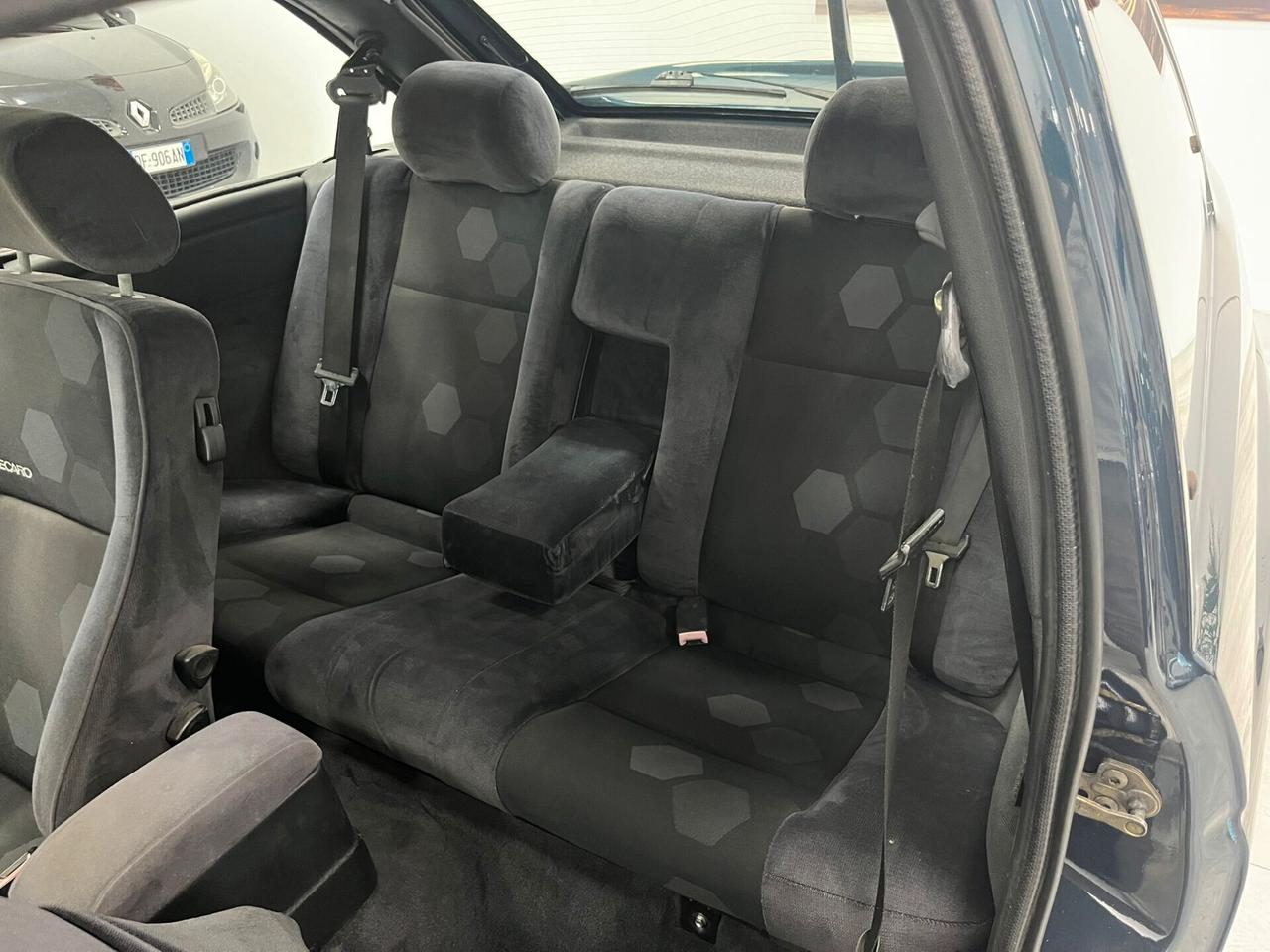 Ford Escort RS Cosworth (T25)