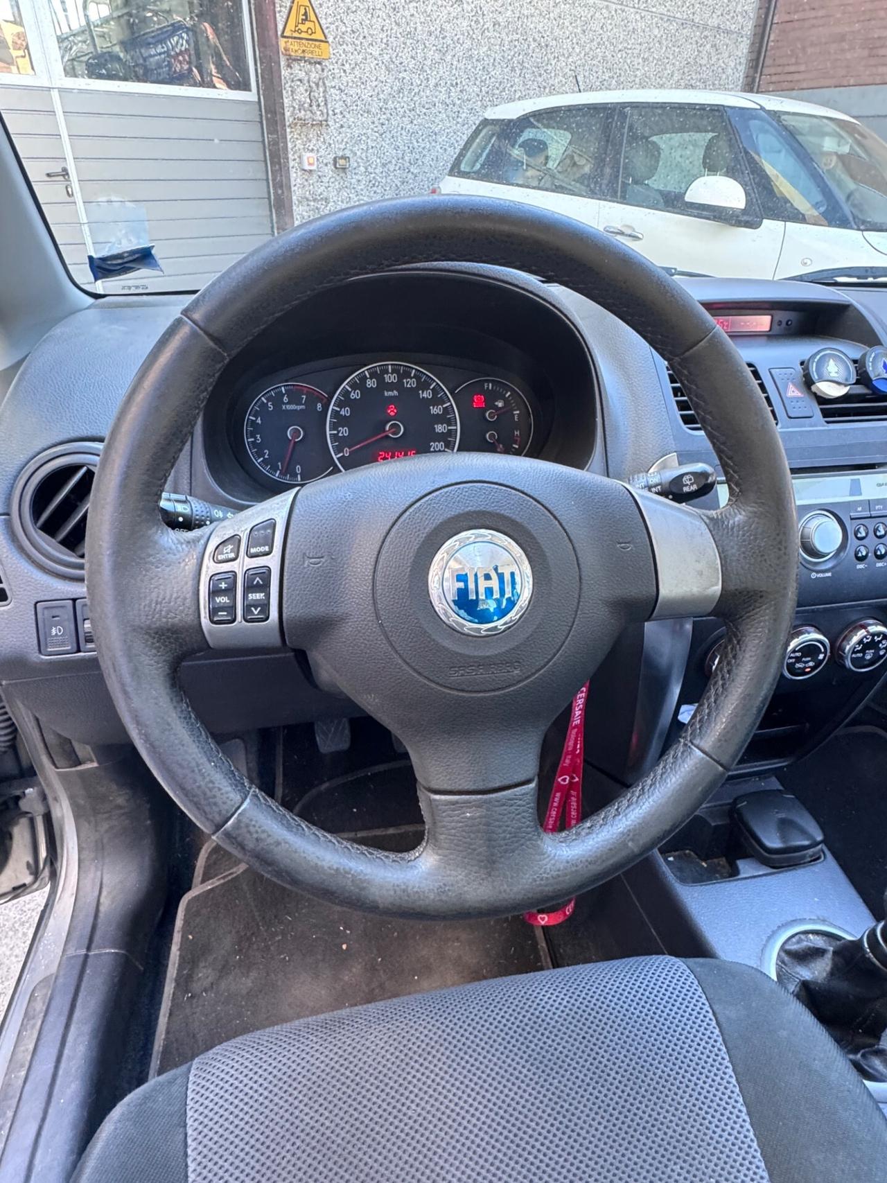 Fiat Sedici 1.6 16V 4x4 Dynamic