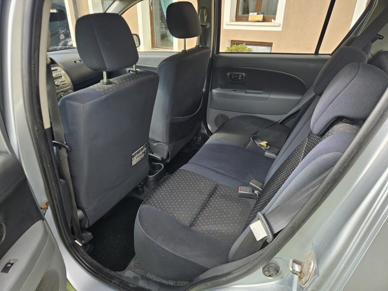 Daihatsu Sirion 1.3 Taka 4WD Green Powered