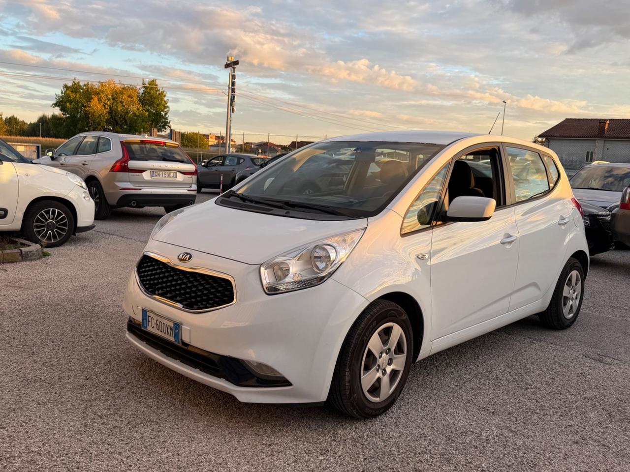 Kia Venga Veng 1.4 CVVT 5p
