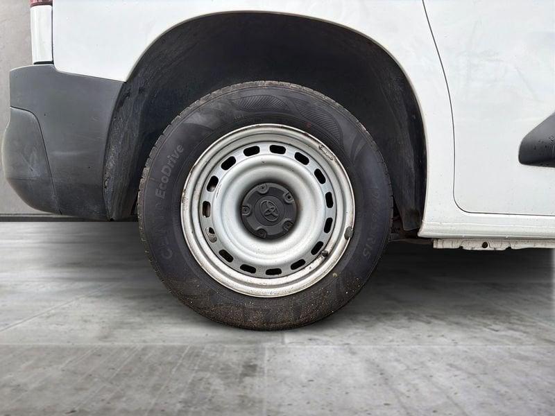 Toyota Proace City Proace City 1.2P 110cv S&S L1 D Comfort IVA ESPOSTA