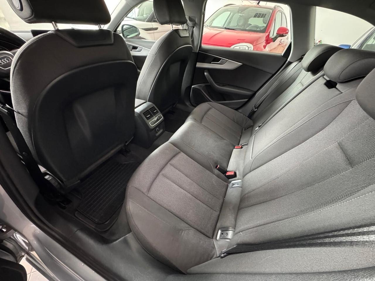 Audi A4 Avant 2.0 TDI 150 CV Business Sport