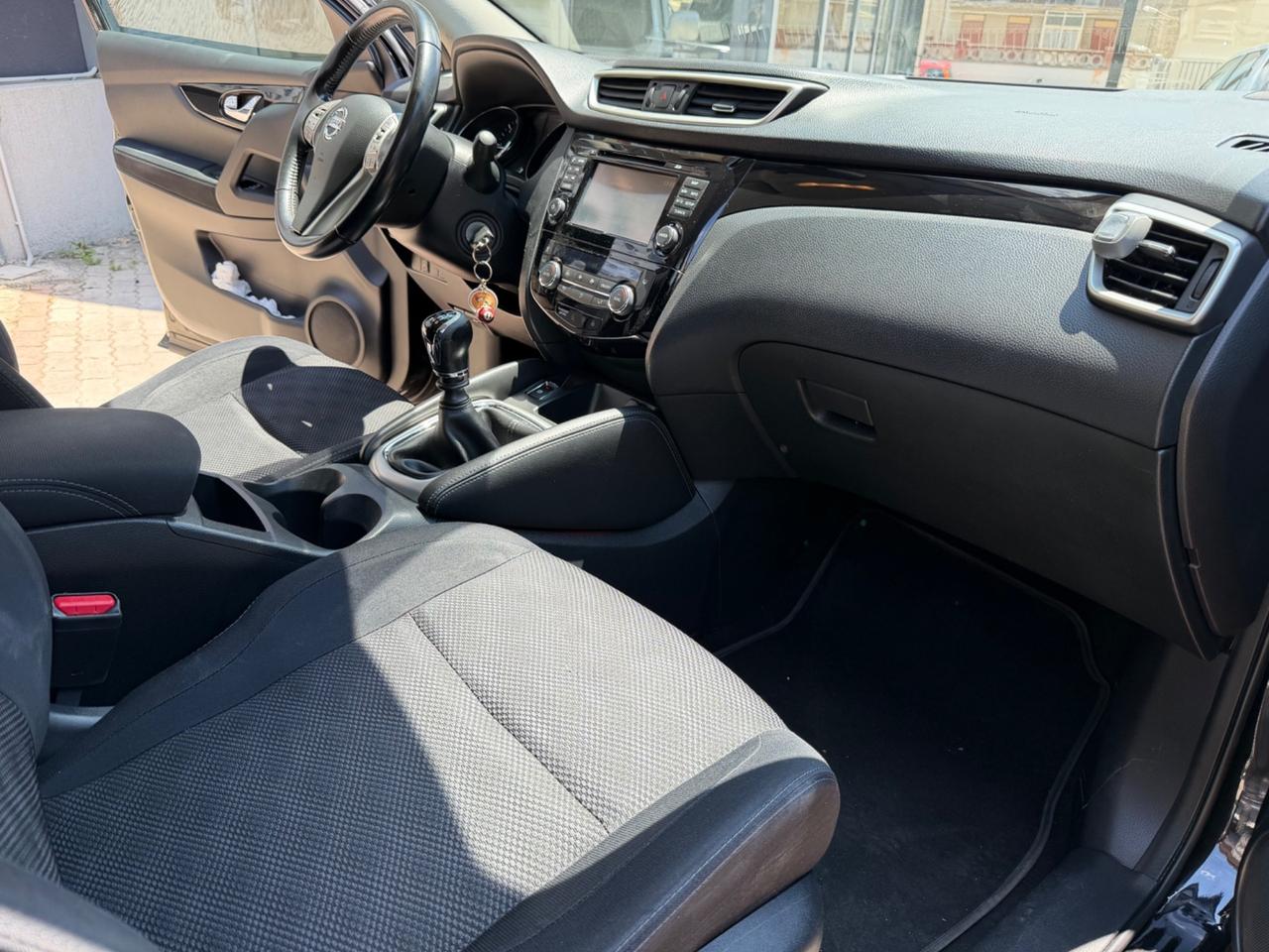 Nissan Qashqai 1.6 dCi 4WD Tekna 2017