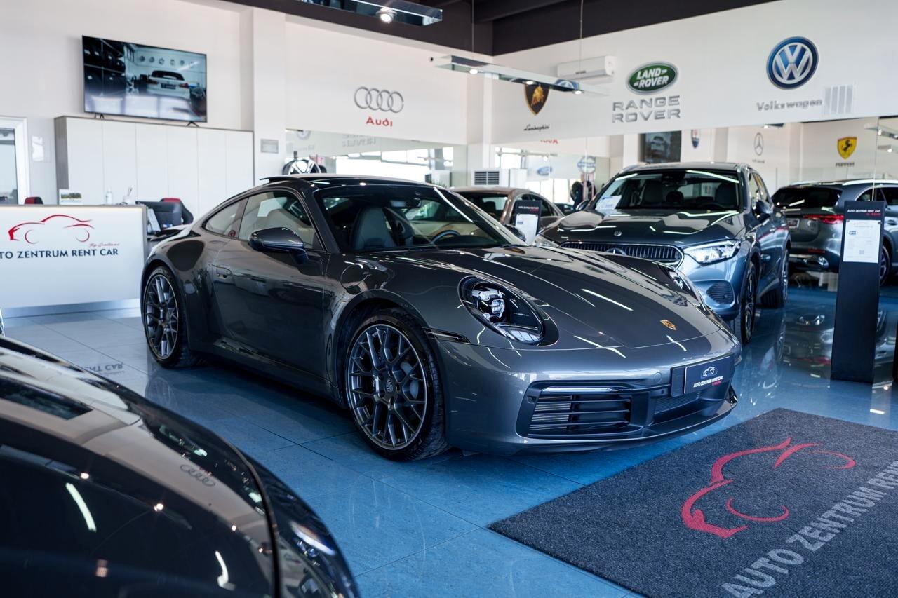 Porsche 911 Carrera