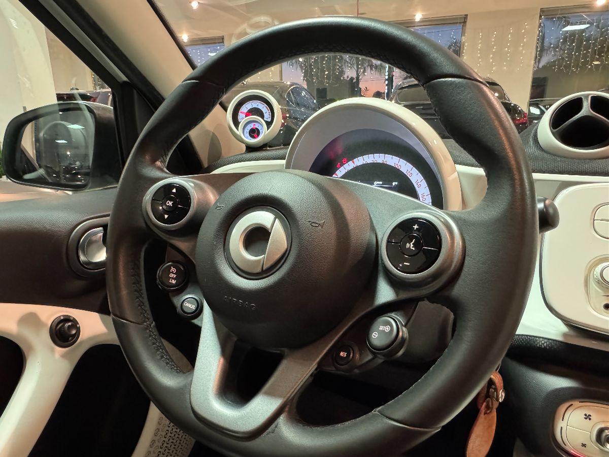 SMART Forfour 1.0 twinamic Passion Tetto Panoramico