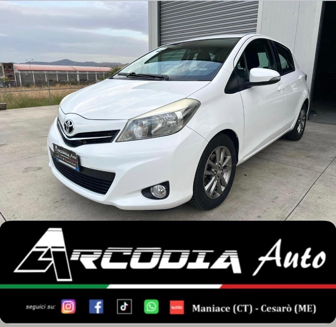 Toyota Yaris 1.4 D-4D 5 porte Lounge