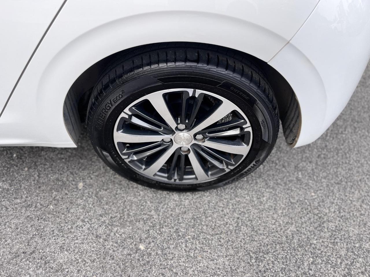 Peugeot 208 5 Porte 1.6 Diesel 75CV E6 Neo - 2017