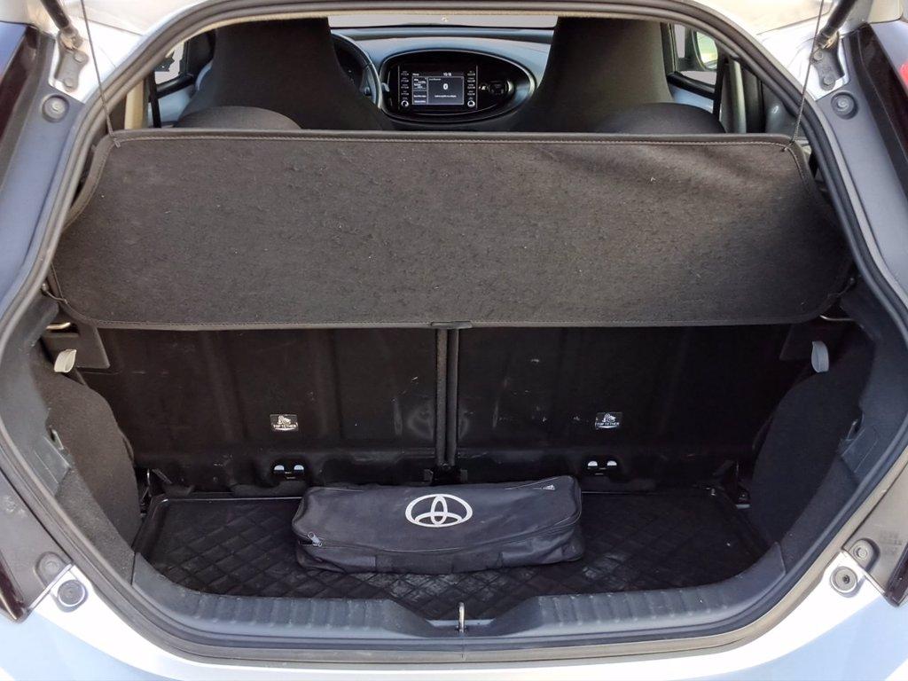 TOYOTA Aygo x 1.0 active 72cv del 2023