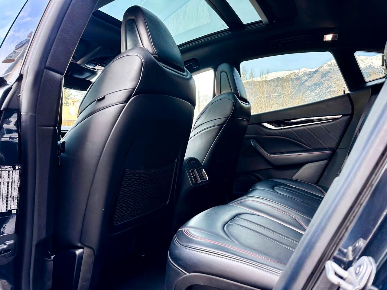 Maserati Levante V6 3.0 Diesel Gransport 250 CV
