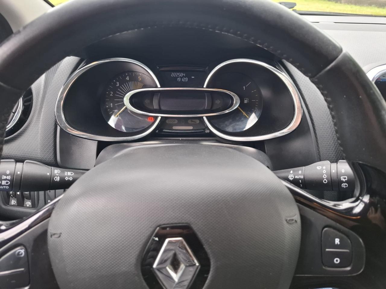 Renault Clio 1.5 dCi 8V 90CV EDC 5 porte Energy