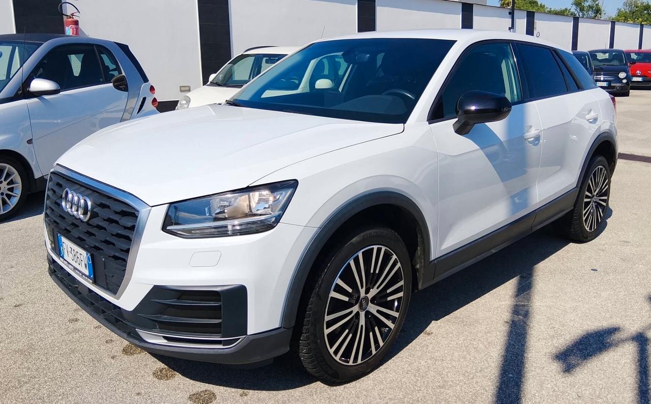Audi Q2 1.6 TDI S TRONIC 110K KM!