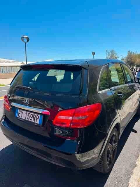 Mercedes-benz B 200 NGD Executive