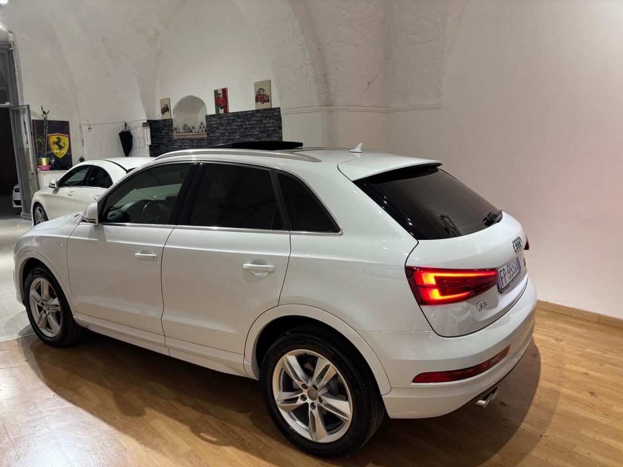 Audi Q3 2.0 TDI 150 CV quattro Sport s-tronic
