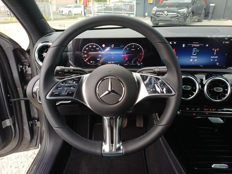 Mercedes-Benz Classe A A 180 d Progressive Advanced