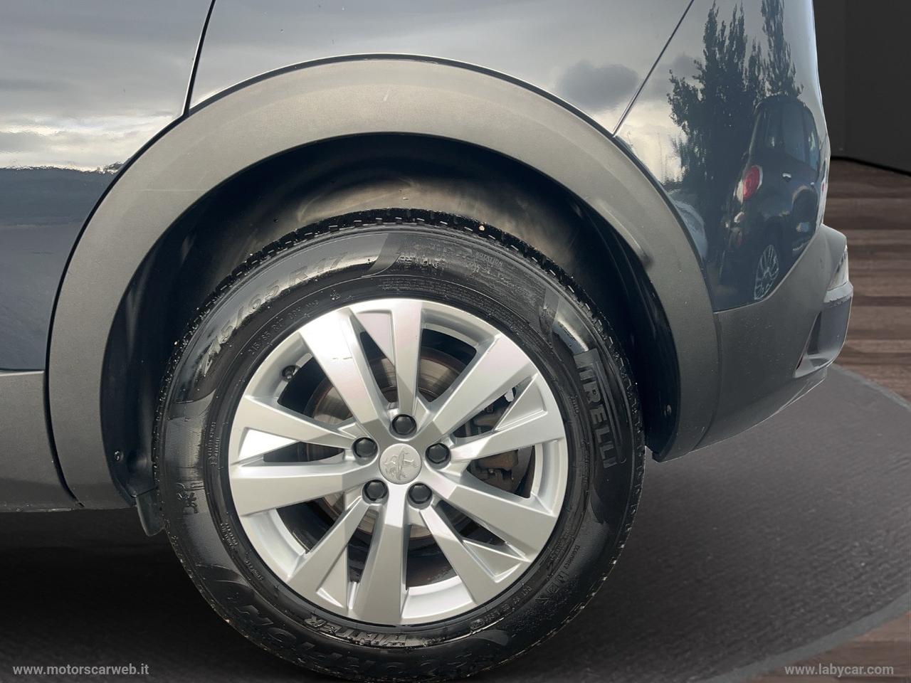 PEUGEOT 3008 BlueHDi 130 S&S EAT8 Business
