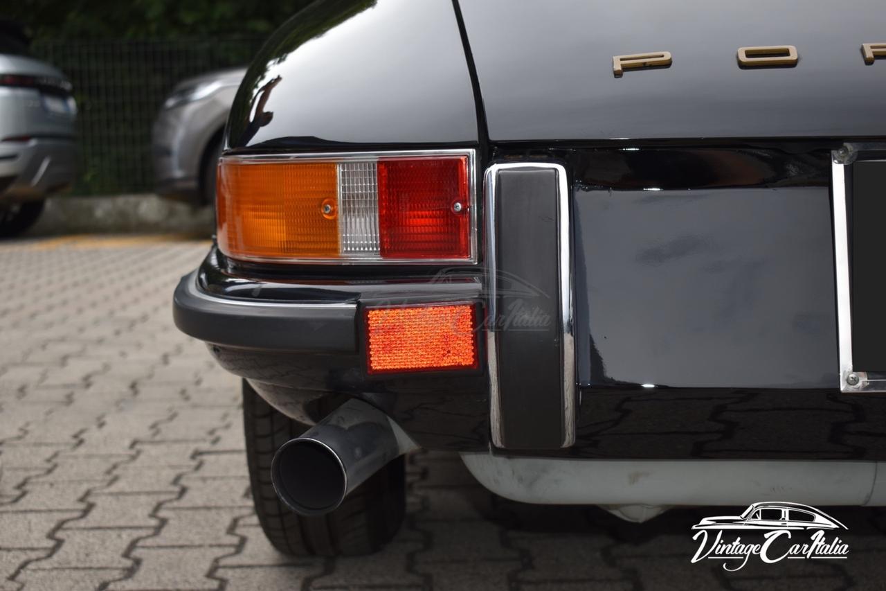 Porsche 911 2.2T