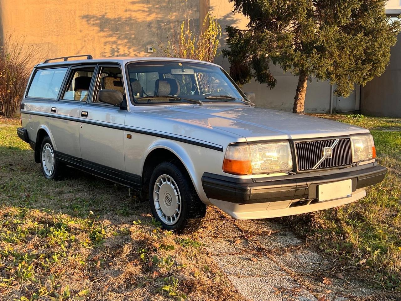 Volvo 240 2.0 Station Wagon Polar ASI CRS ITALIANA PERFETTA