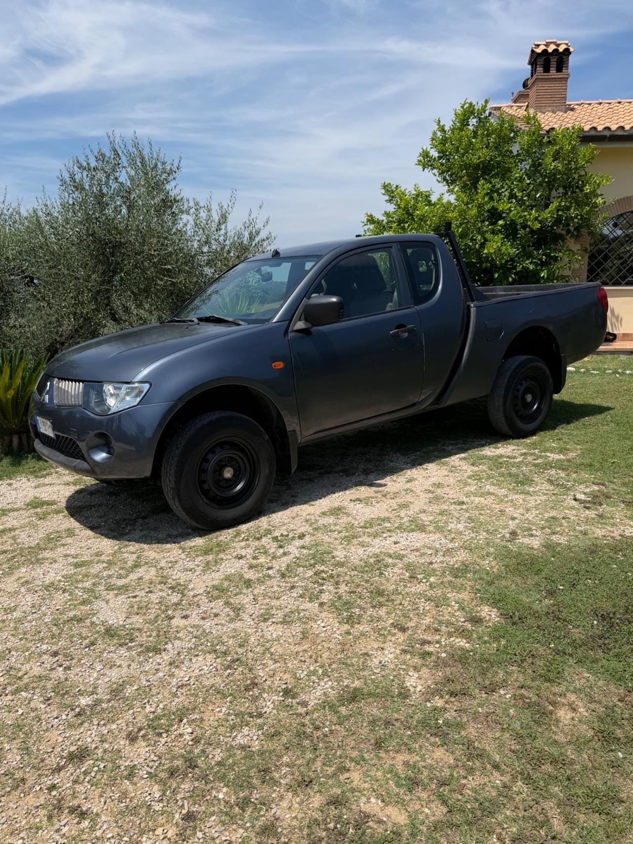 Mitsubishi L200 2.5 DI-D/136CV Single Cab Inform