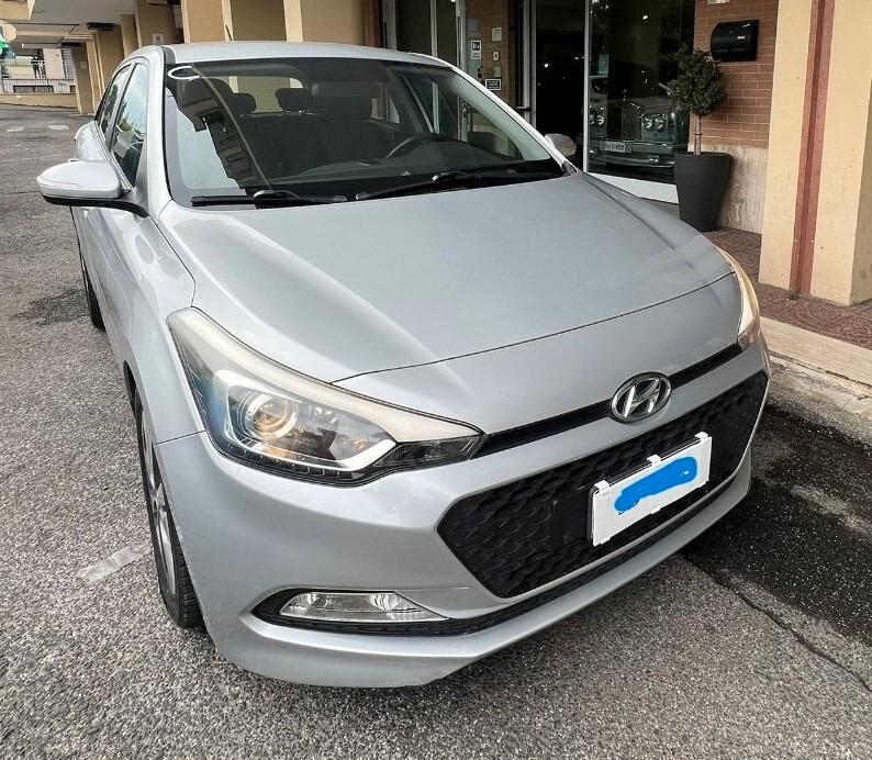 HYUNDAI i20 1.2 84 CV 5 porte comfort