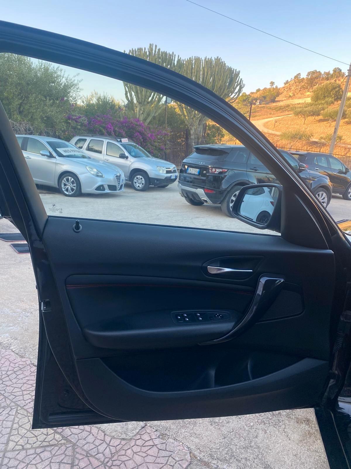 Bmw 118 118d 5p. Msport