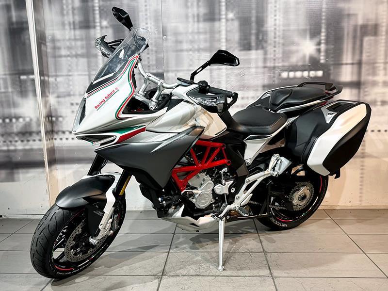 MV Agusta Turismo Veloce 800 Lusso