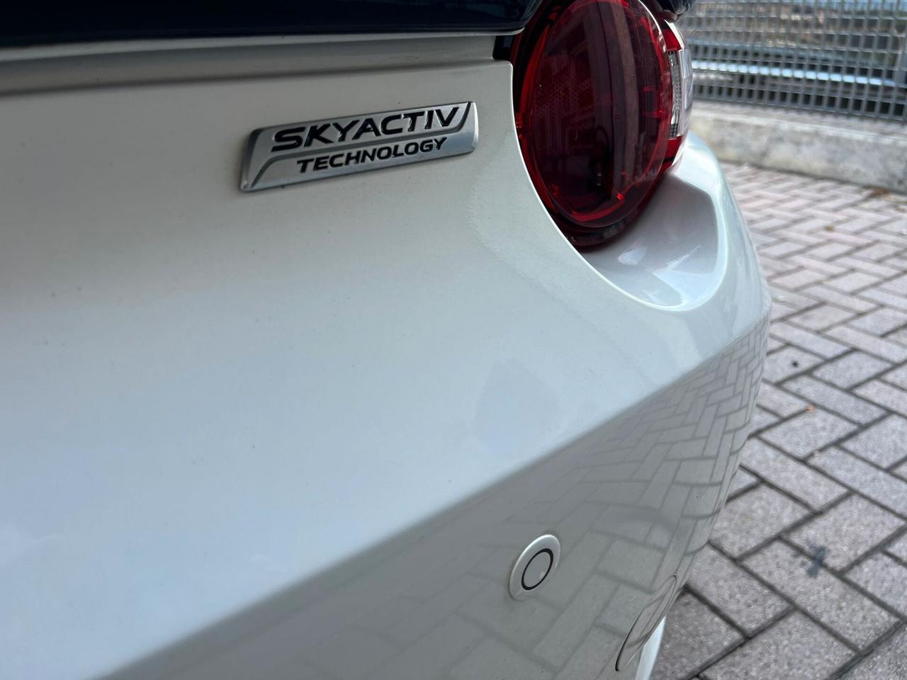 Mazda MX-5 2.0L Skyactiv-G Sport 160CV