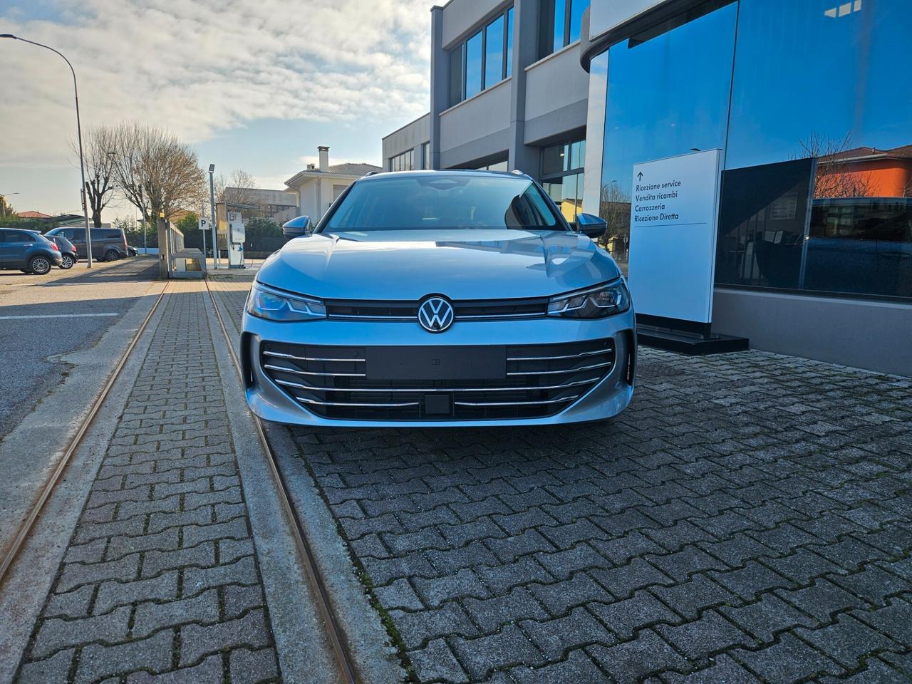 Volkswagen Passat 2.0 TDI 150 CV SCR DSG Business