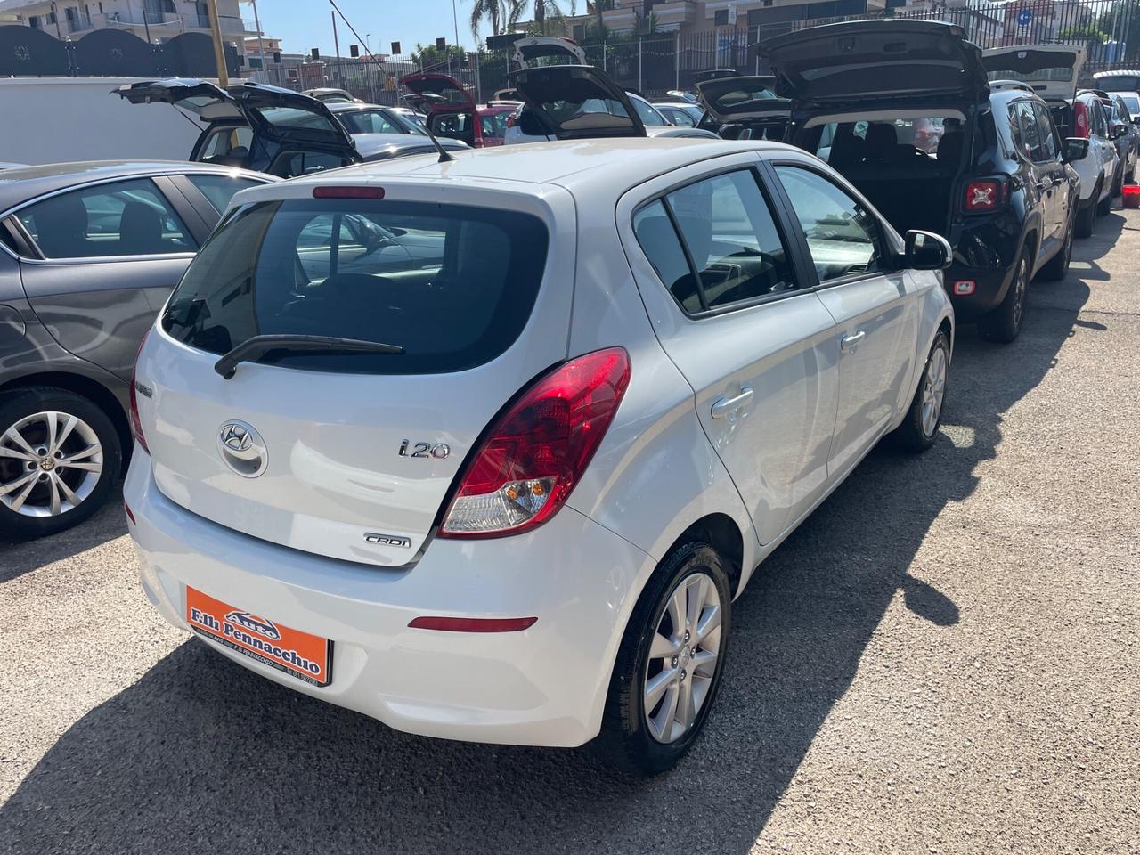 HYUNDAI i20 1.1 DIESEL 75 (CV) 2012