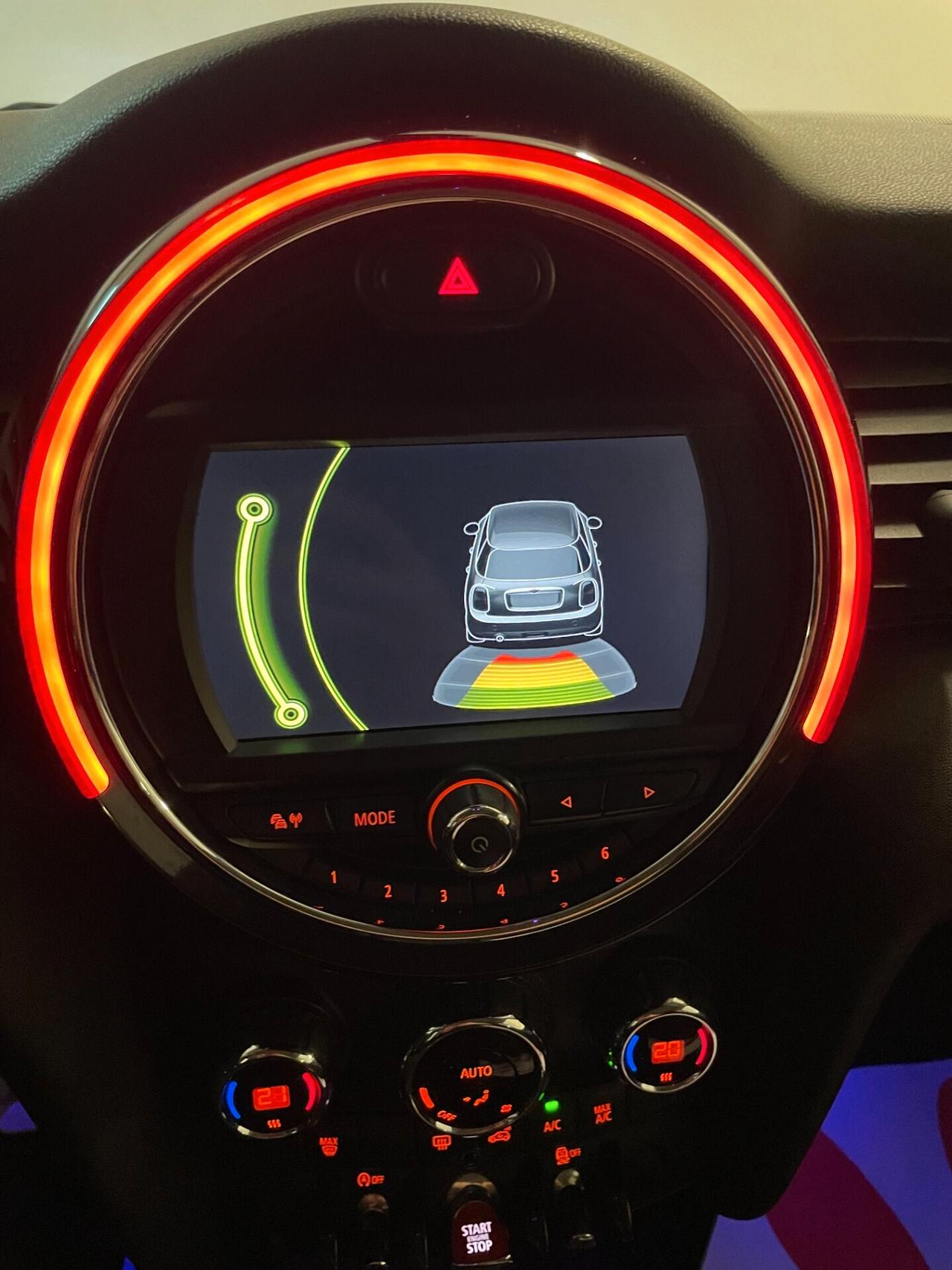 Mini Cooper D 1.5 116 CV 5p Business XL FULL , LED, NEOPATENTATI