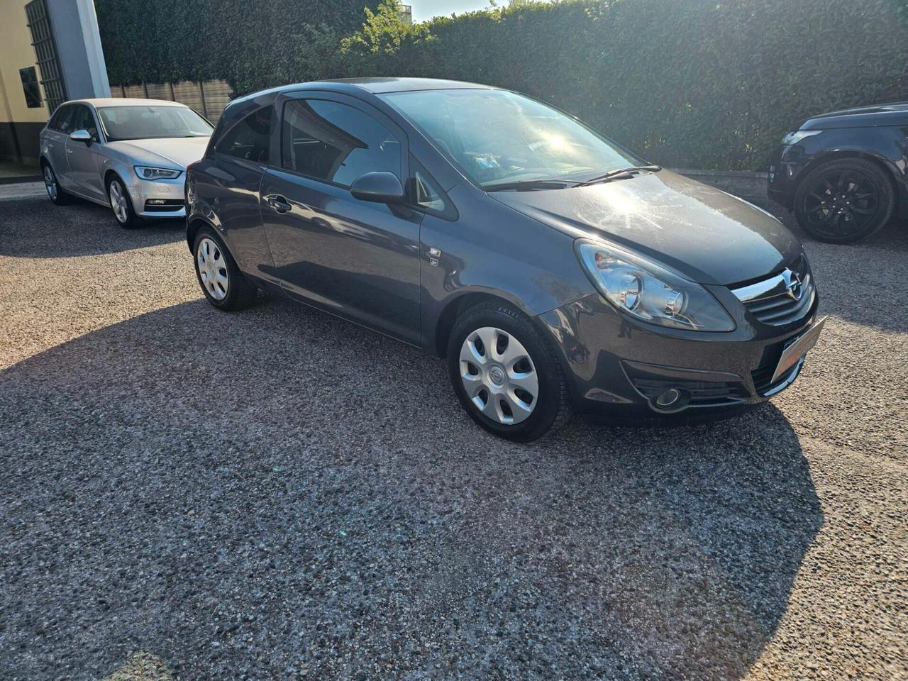 Opel Corsa 1.2 3 porte Club