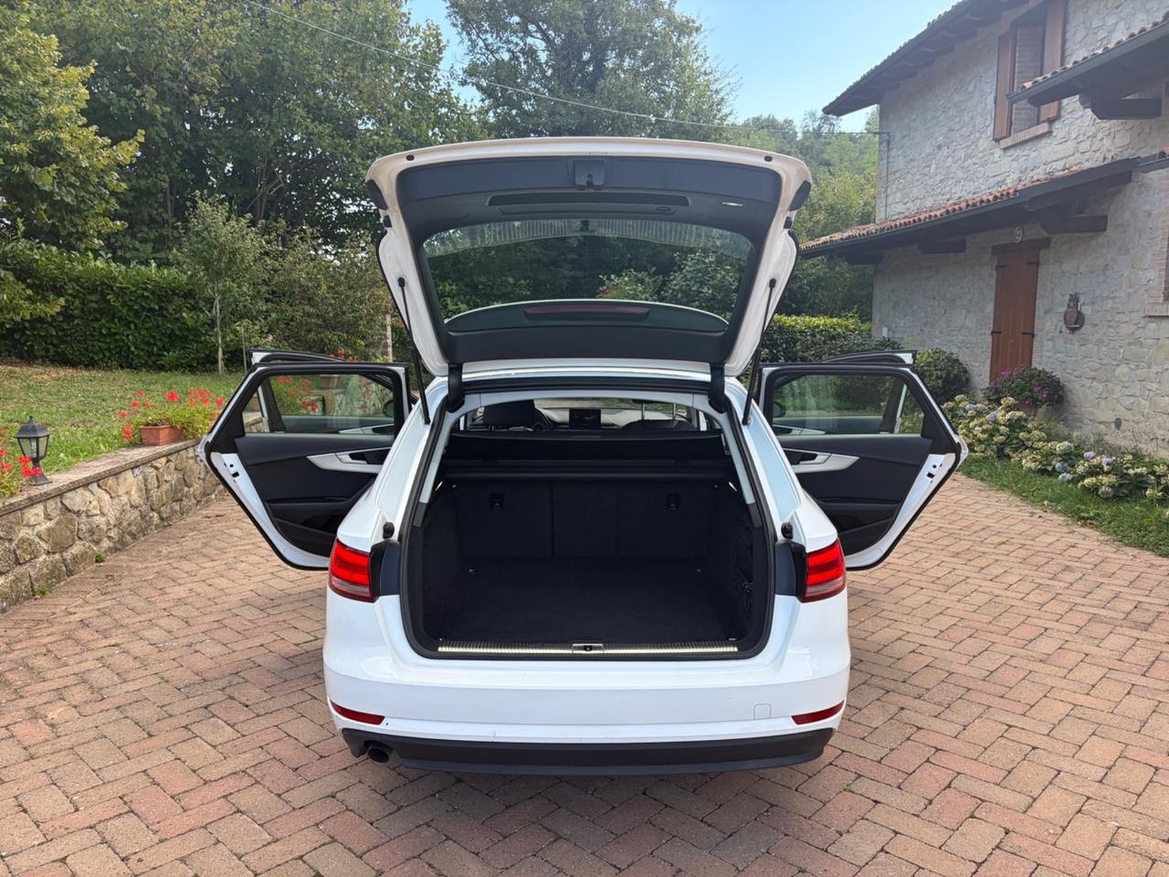 Audi A4 Avant 2.0 TDI 122 CV UNICO PROPRIETARIO