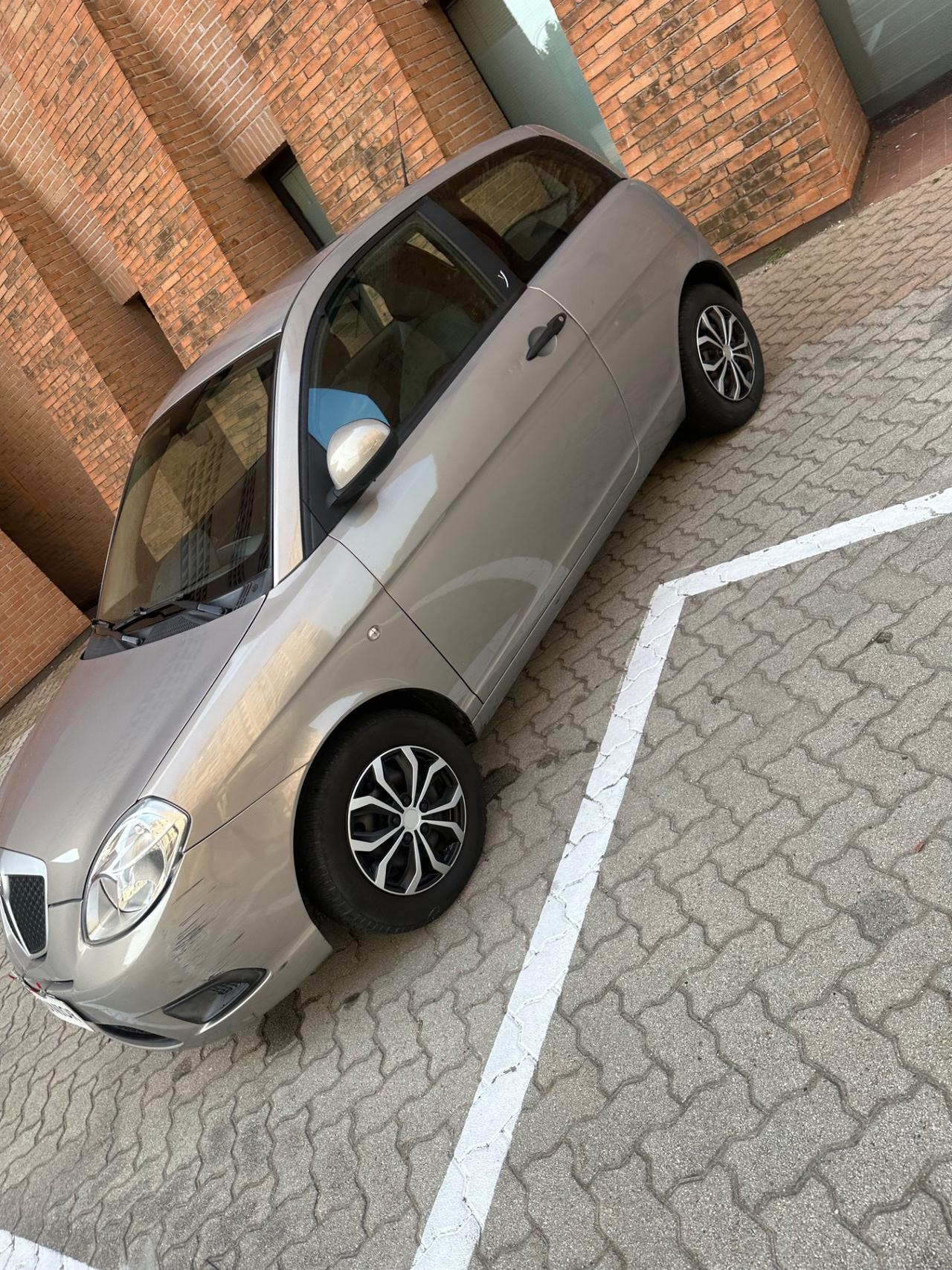 Lancia Ypsilon 1.2 69 CV Platinum