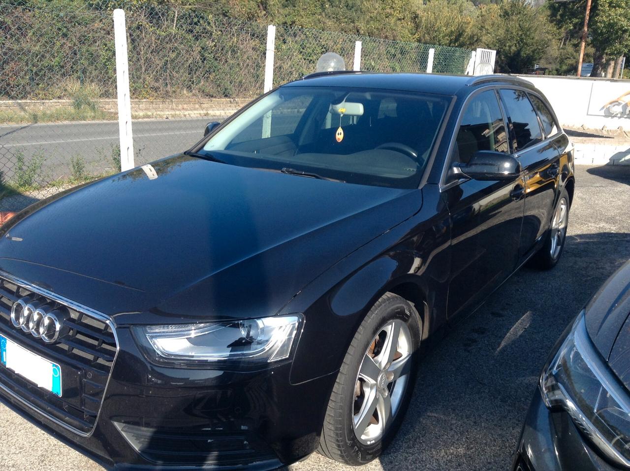 Audi A4 Avant 2.0 TDI clean diesel Business Plus NAVIGATORE, SENSORI PARK ANTERIORI E POSTERIORI, PORTELLONE ELETTRICO, VETRI OSCURATI!!!