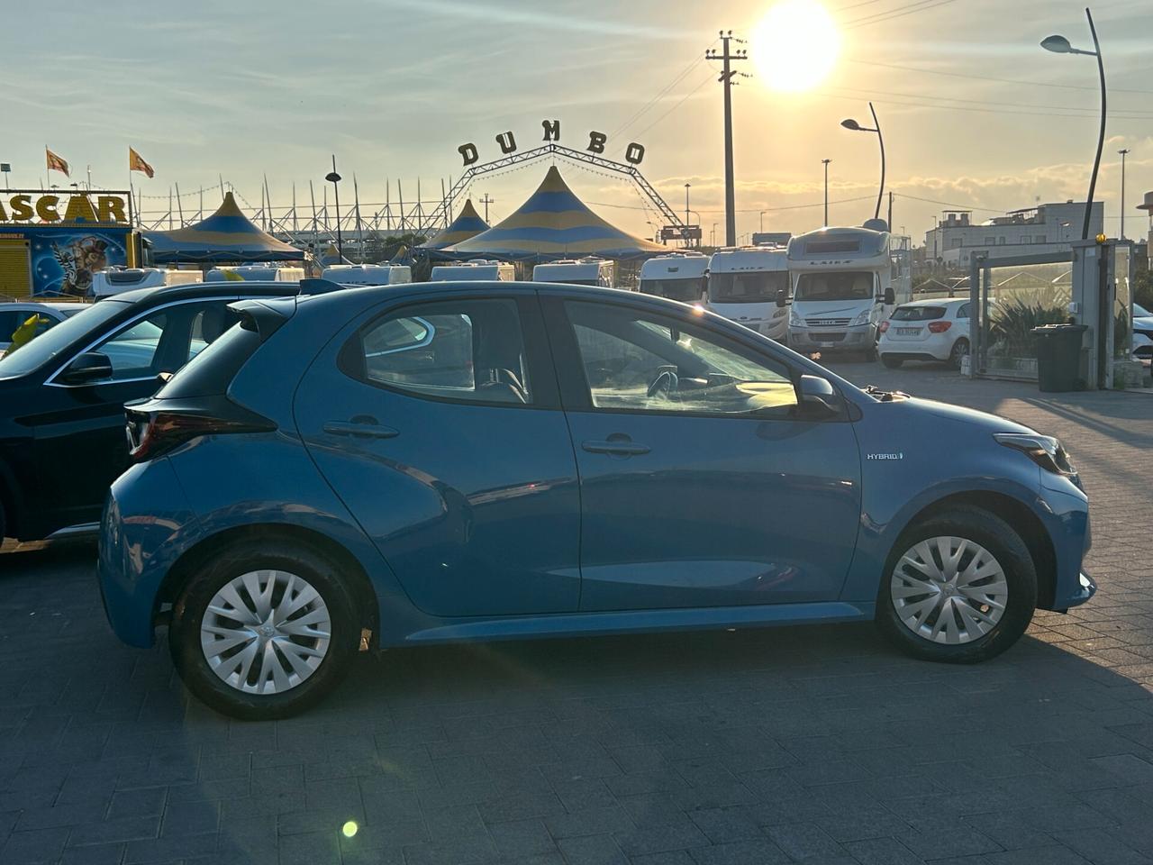 Toyota Yaris 1.5h Business