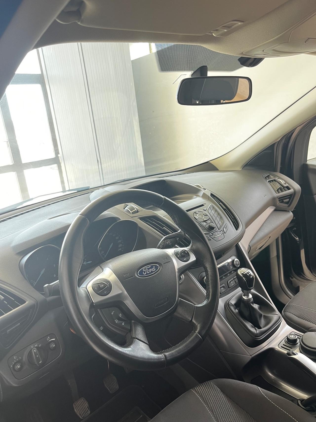 Ford Kuga 2.0 TDCI 120 CV S&S 2WD Business
